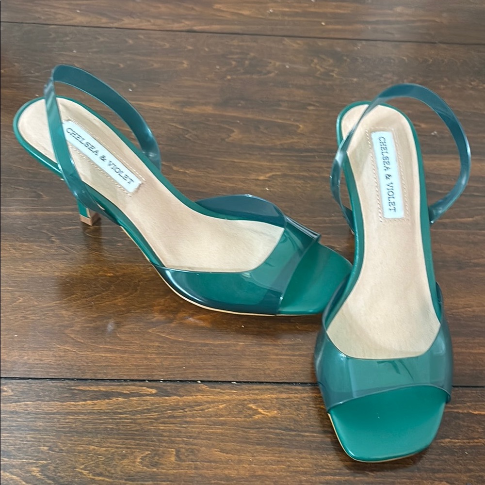 Chelsea & Violet Aqua Women's Heels